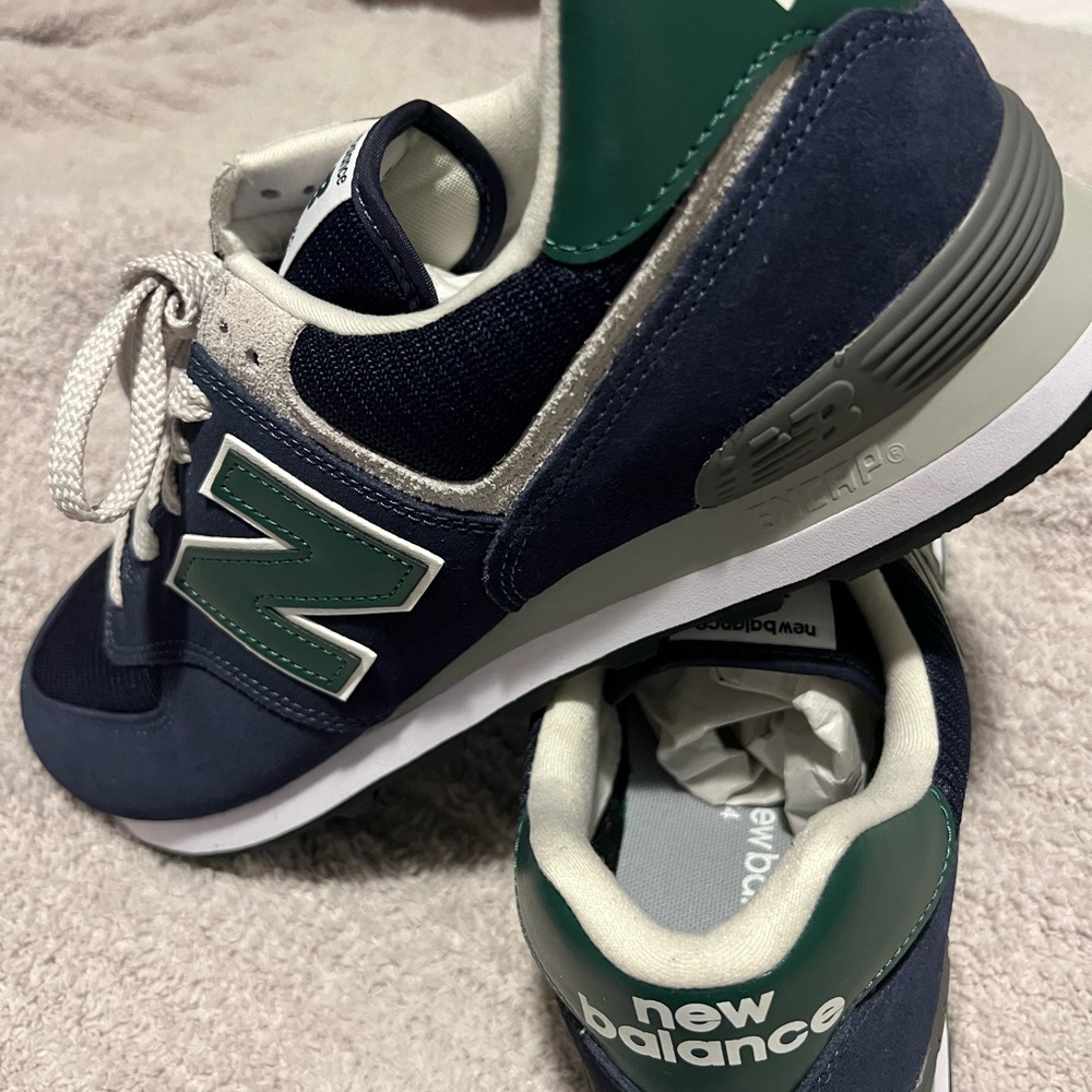 NEW Balance 574 Men's Blue and Green Sneakers - Picture 4 of 6